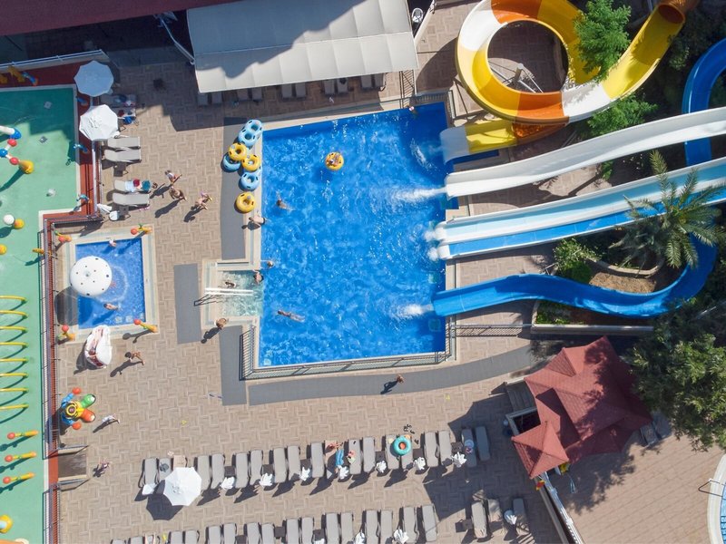 Club Paradiso Hotel & Resort 16