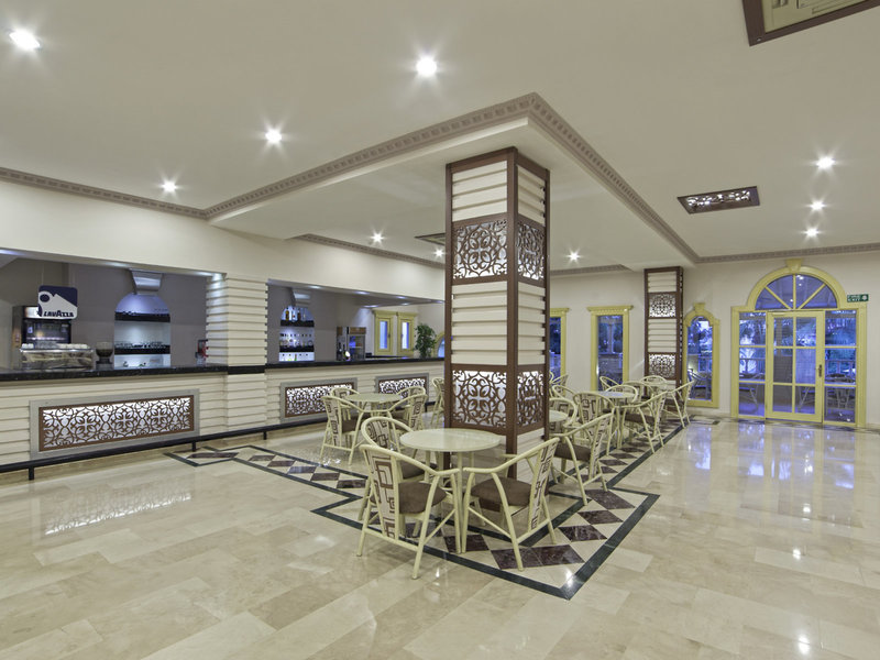 Club Paradiso Hotel & Resort 26