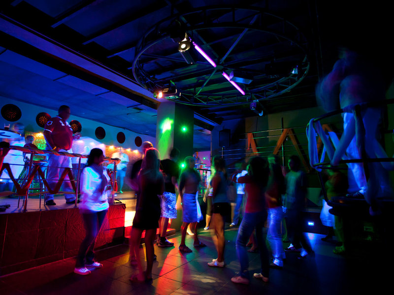 Club Paradiso Hotel & Resort 40