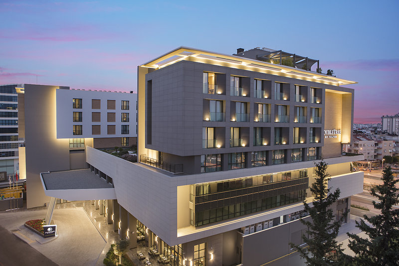 DoubleTree by Hilton Antalya City Centre 1