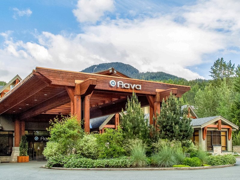 Aava Hotel Whistler 5