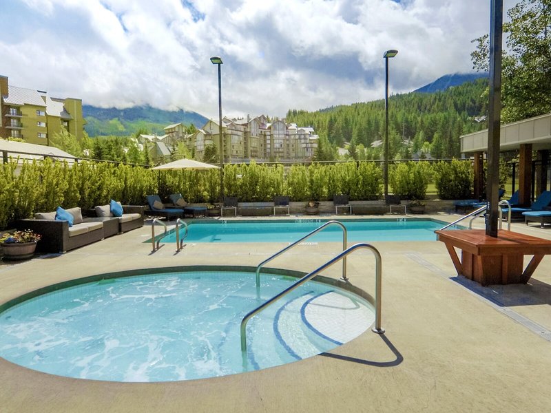 Aava Hotel Whistler 11