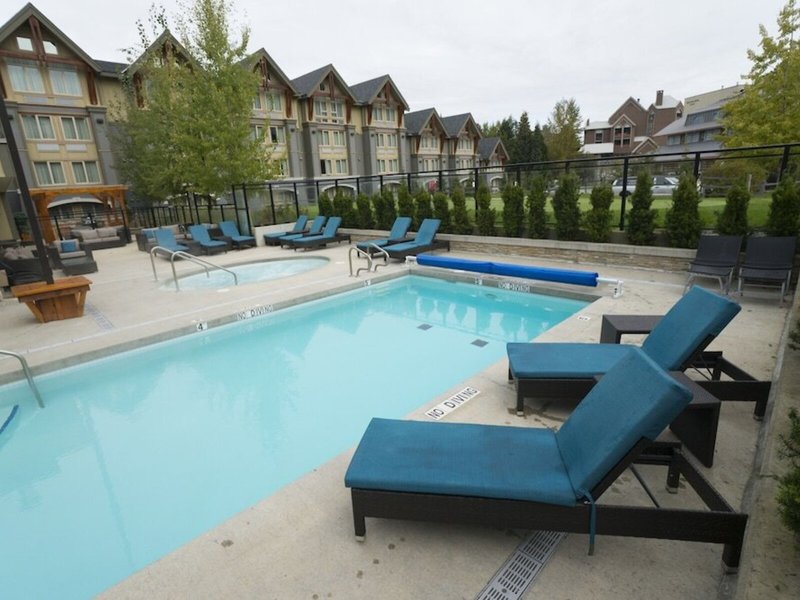 Aava Hotel Whistler 13