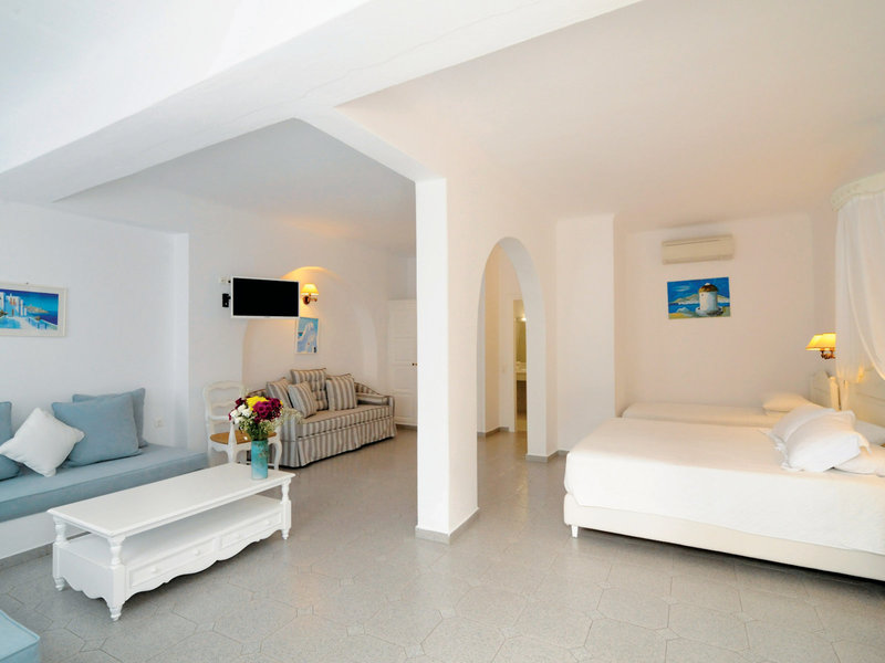Kamari Hotel 21