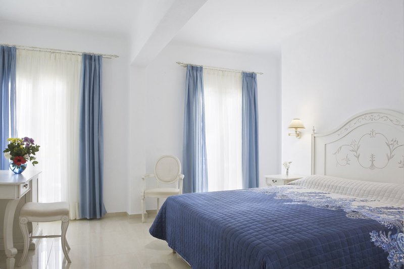Kamari Hotel 11