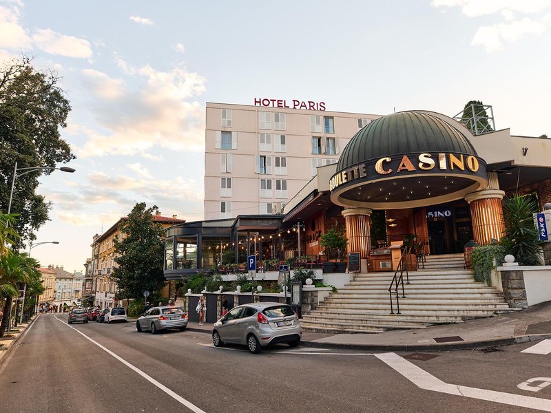 Hotel Paris 1