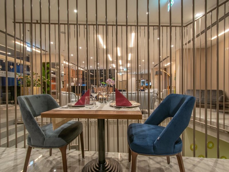 Hotel Paris 12
