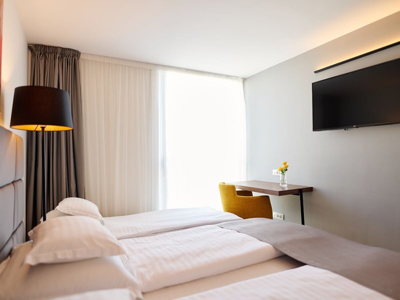 Hotel Paris 28