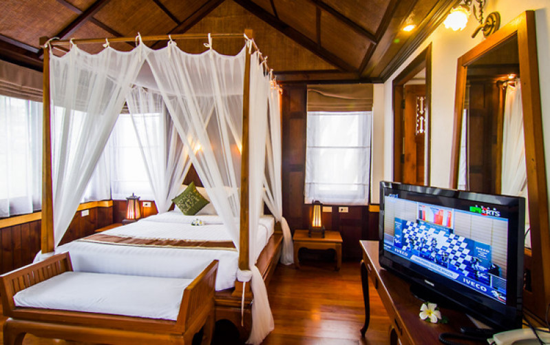 Coco Palm Beach Resort 6