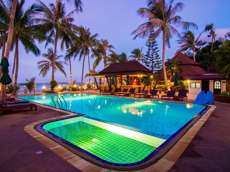 Coco Palm Beach Resort 7