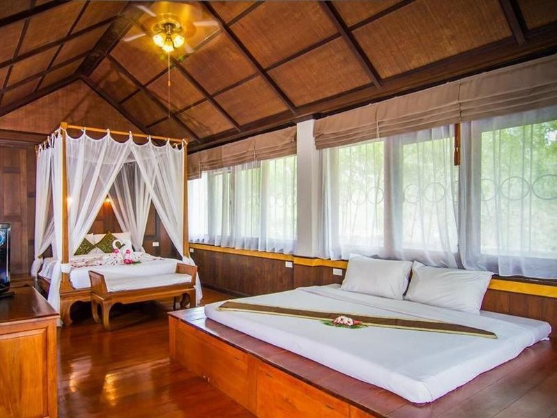 Coco Palm Beach Resort 38