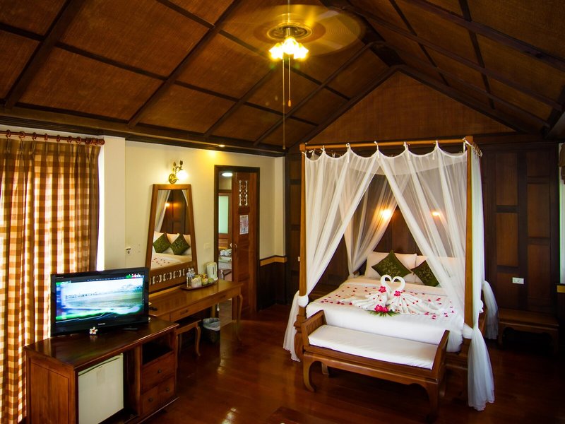 Coco Palm Beach Resort 39