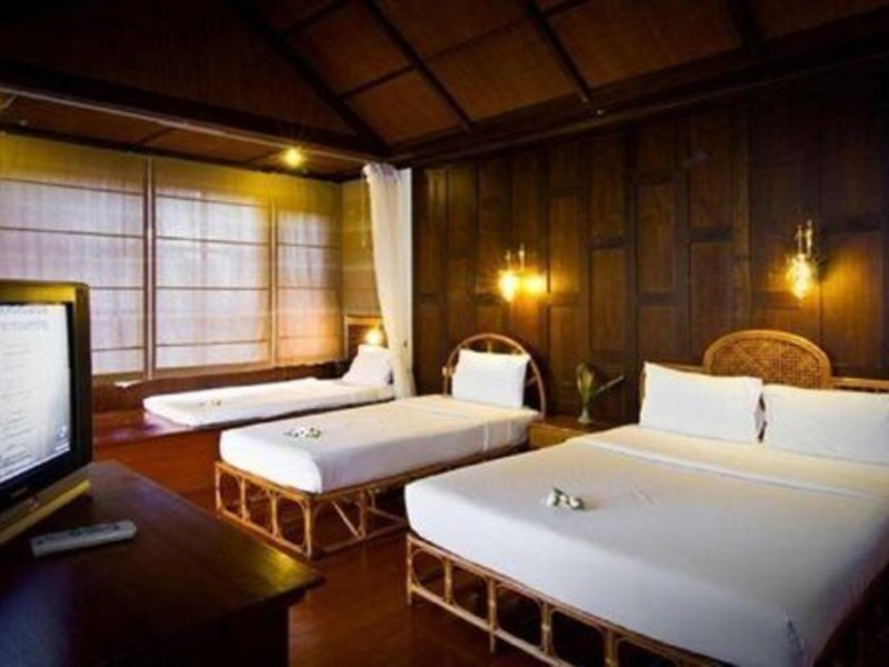 Coco Palm Beach Resort 41