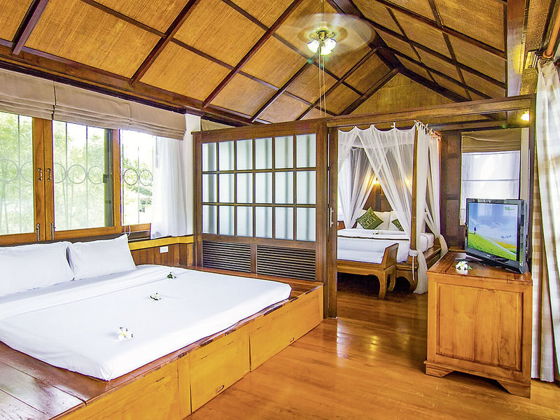 Coco Palm Beach Resort 3