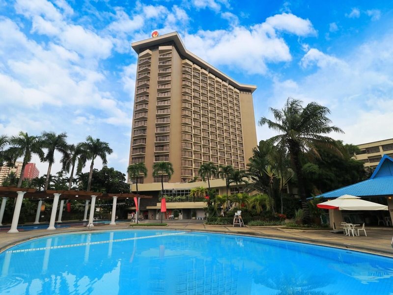Century Park Manila 2