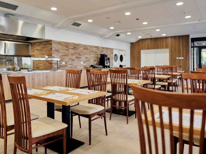 Colentum 20 - Restaurant