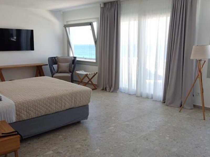 Manoulas Beach 36