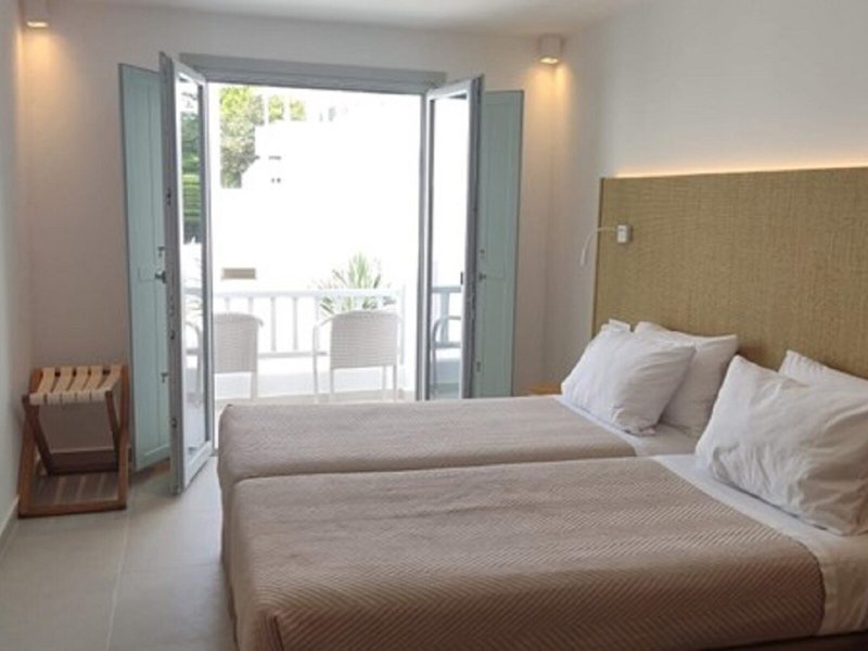 Manoulas Beach 40