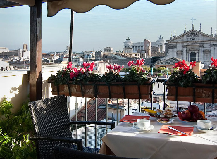 Colonna Palace 4