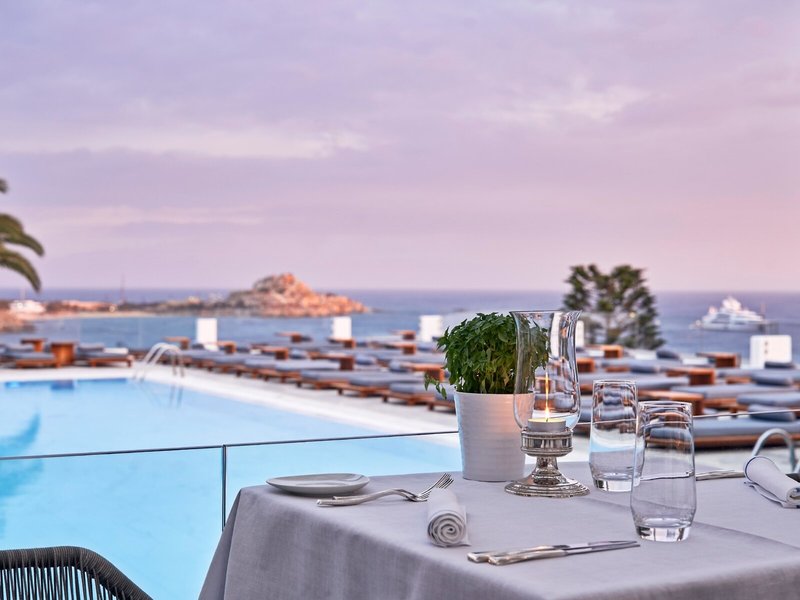 Myconian Ambassador Relais & Chateaux 17