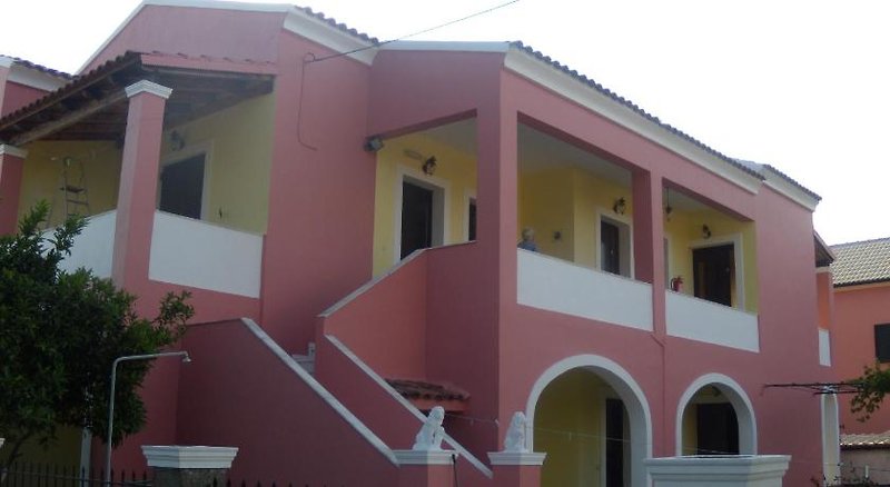 Antigonis Apartments 3
