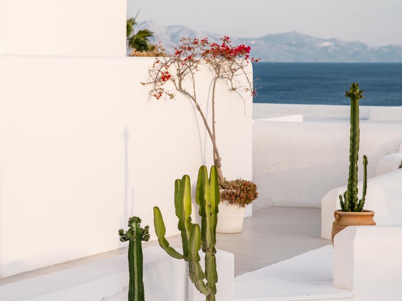 Mykonos Blu, A Grecotel Resort to Live 38