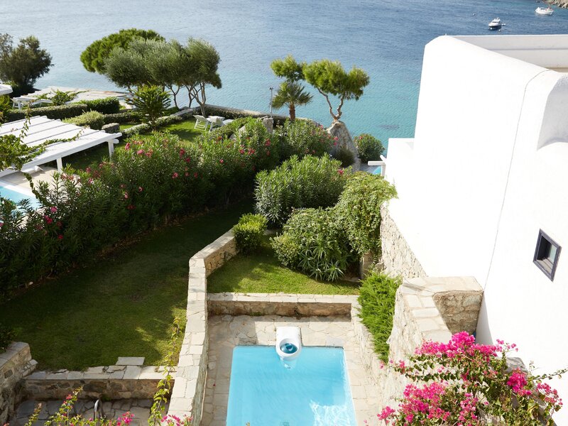 Mykonos Blu, A Grecotel Resort to Live 162