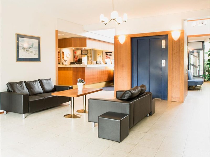 Pilot Airport Hotel 2