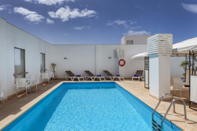 Occidental Santa Cruz Contemporáneo 12