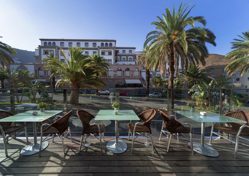 Occidental Santa Cruz Contemporáneo 2