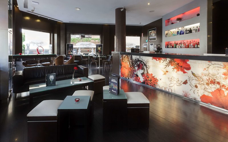 Occidental Santa Cruz Contemporáneo 3