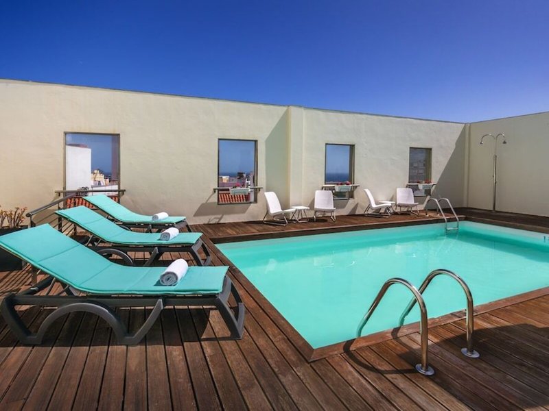 Occidental Santa Cruz Contemporaneo  10