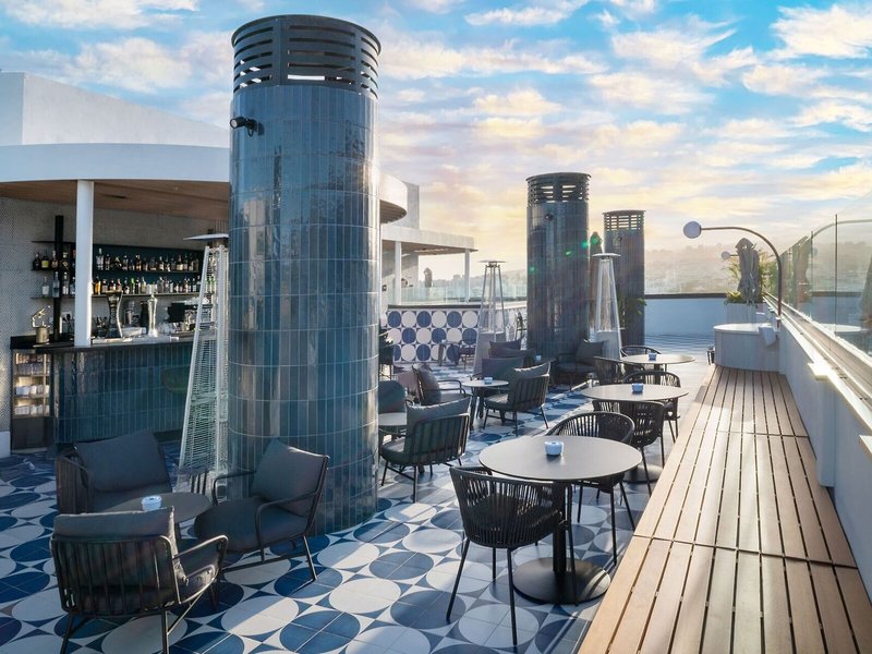 Occidental Santa Cruz Contemporaneo  27