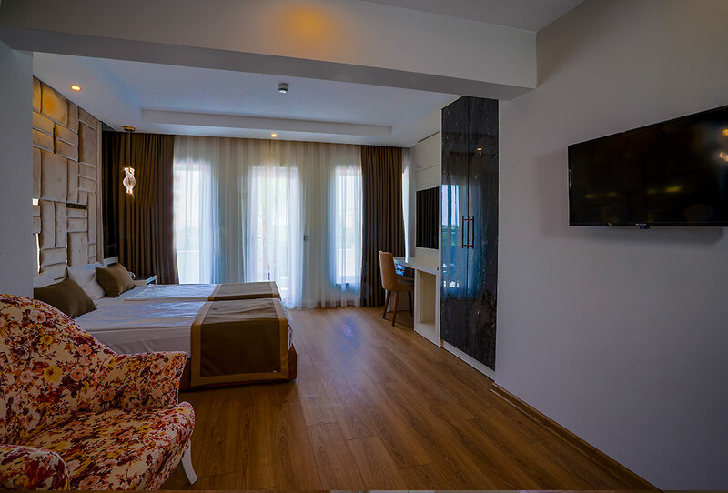 Lara Garden Butik Hotel 13