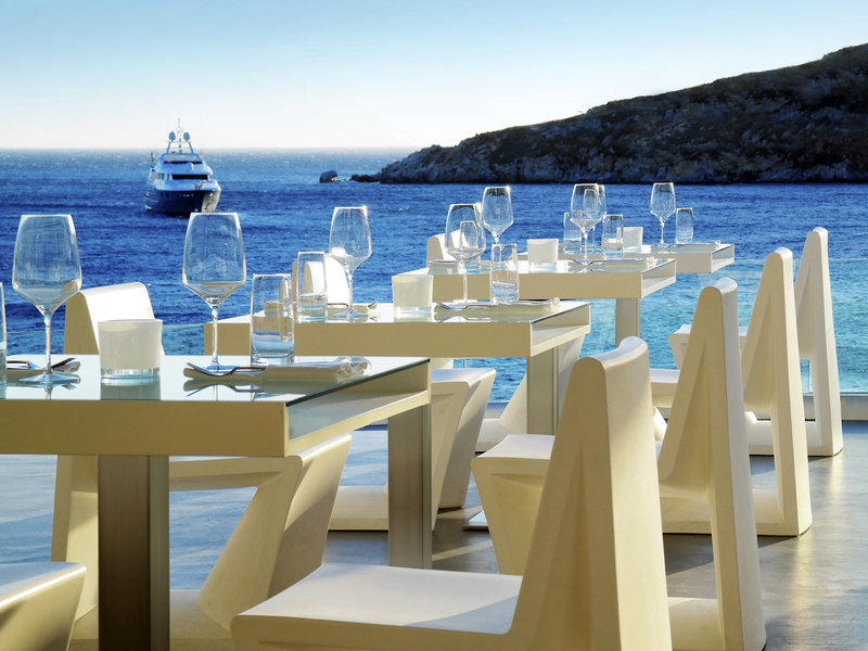 Petasos Beach Resort & Spa 8