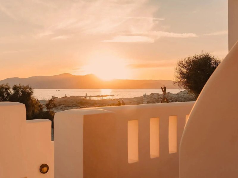 Almiriki Naxos Beachside Living 9