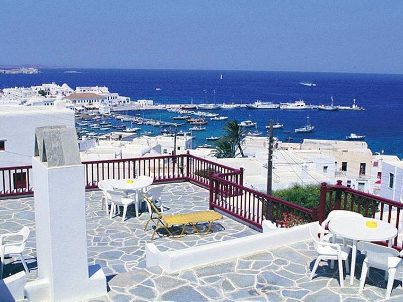 Petasos Town 1 - Exterior