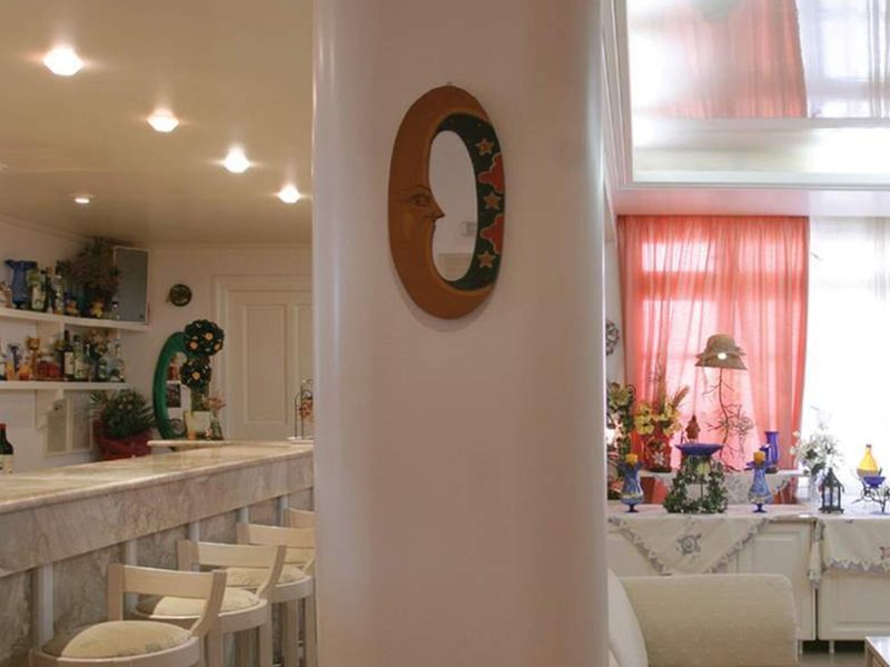 Petasos Town 17 - Restaurant