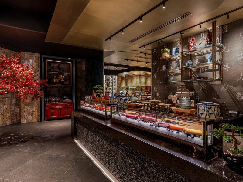 Sofitel Dubai Wafi 14