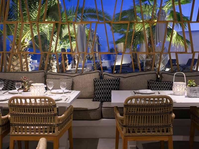 Petinos Beach Hotel 17