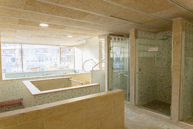 Ferrer Concord Hotel & Spa 5