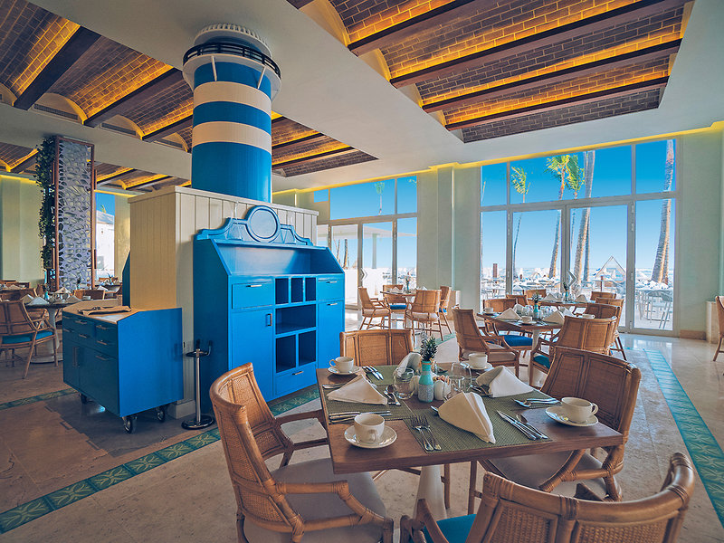 Coral Level at Iberostar Selection Bávaro 6