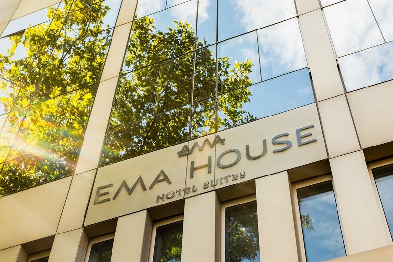 EMA House Hotel Suites 4