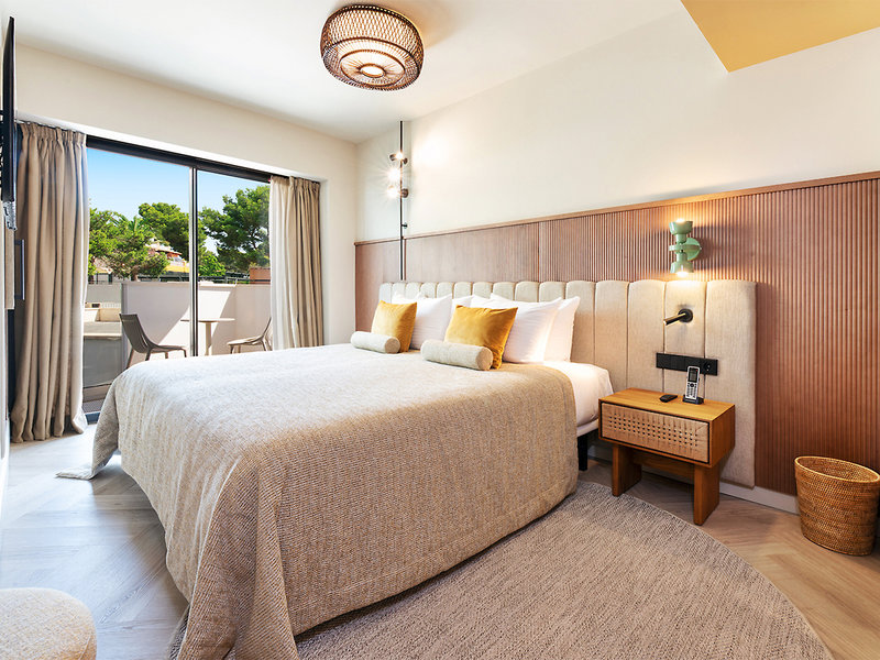 Aubamar Suites & Spa 3 - Room Example