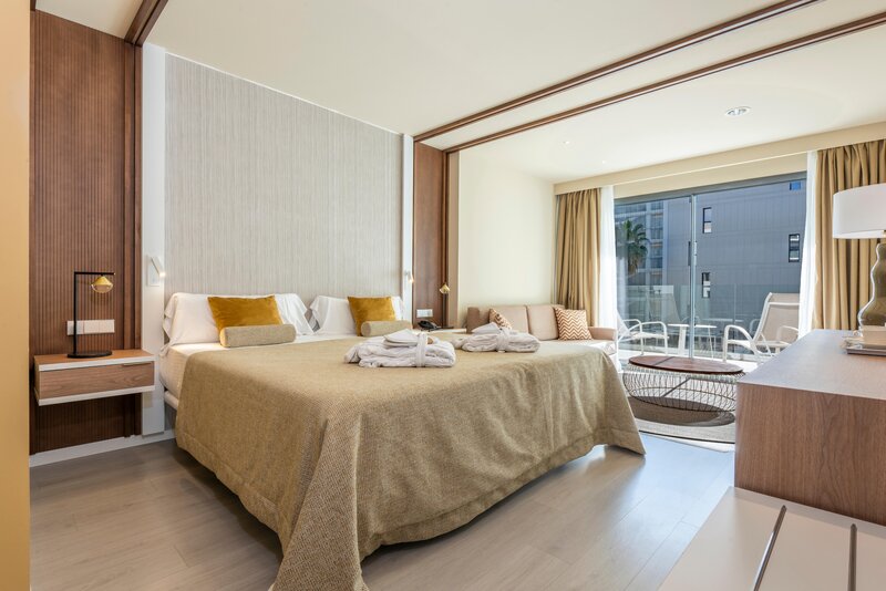 Aubamar Suites & Spa 74 - Room Example