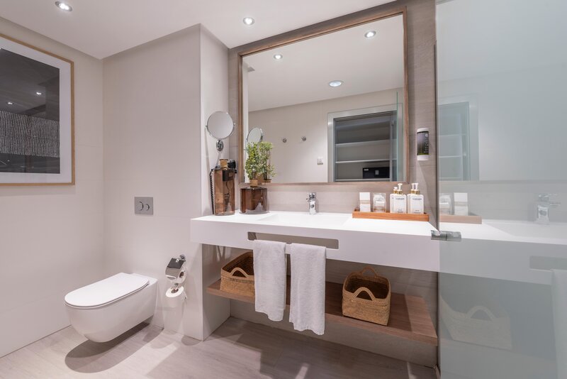 Aubamar Suites & Spa 82 - Bathroom Example