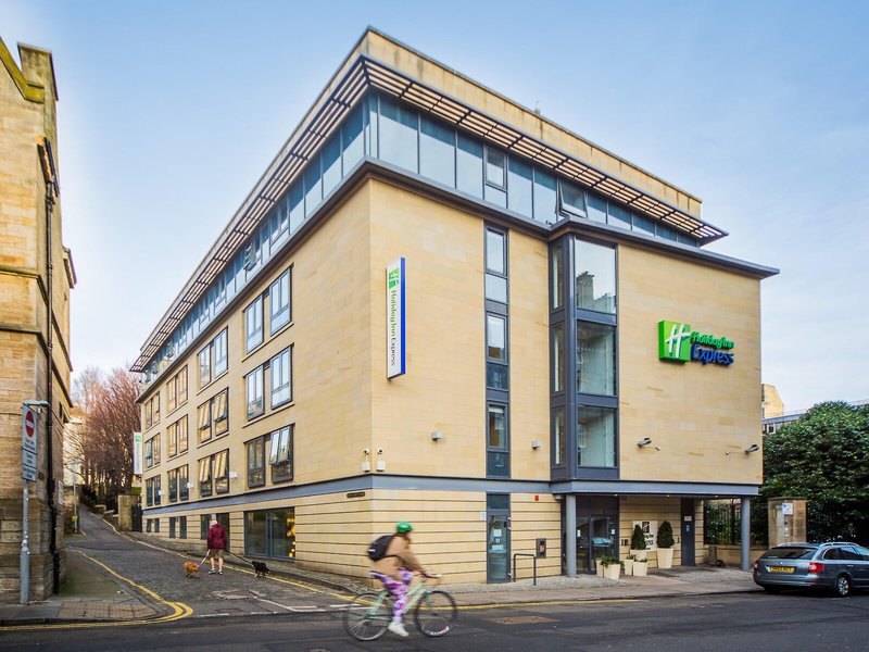 Holiday Inn Express Edinburgh Royal Mile 1