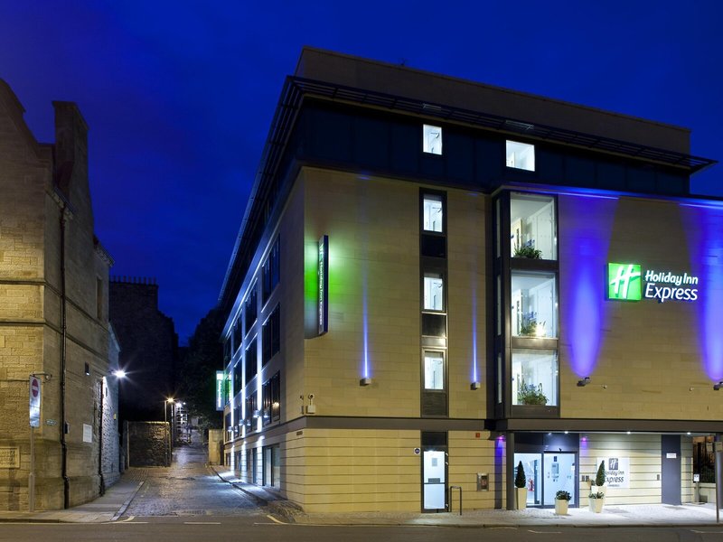 Holiday Inn Express Edinburgh Royal Mile 4