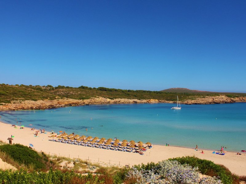 Hotel Apartamentos Beach Club Menorca 7