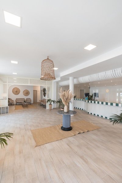 Hotel Apartamentos Beach Club Menorca 26